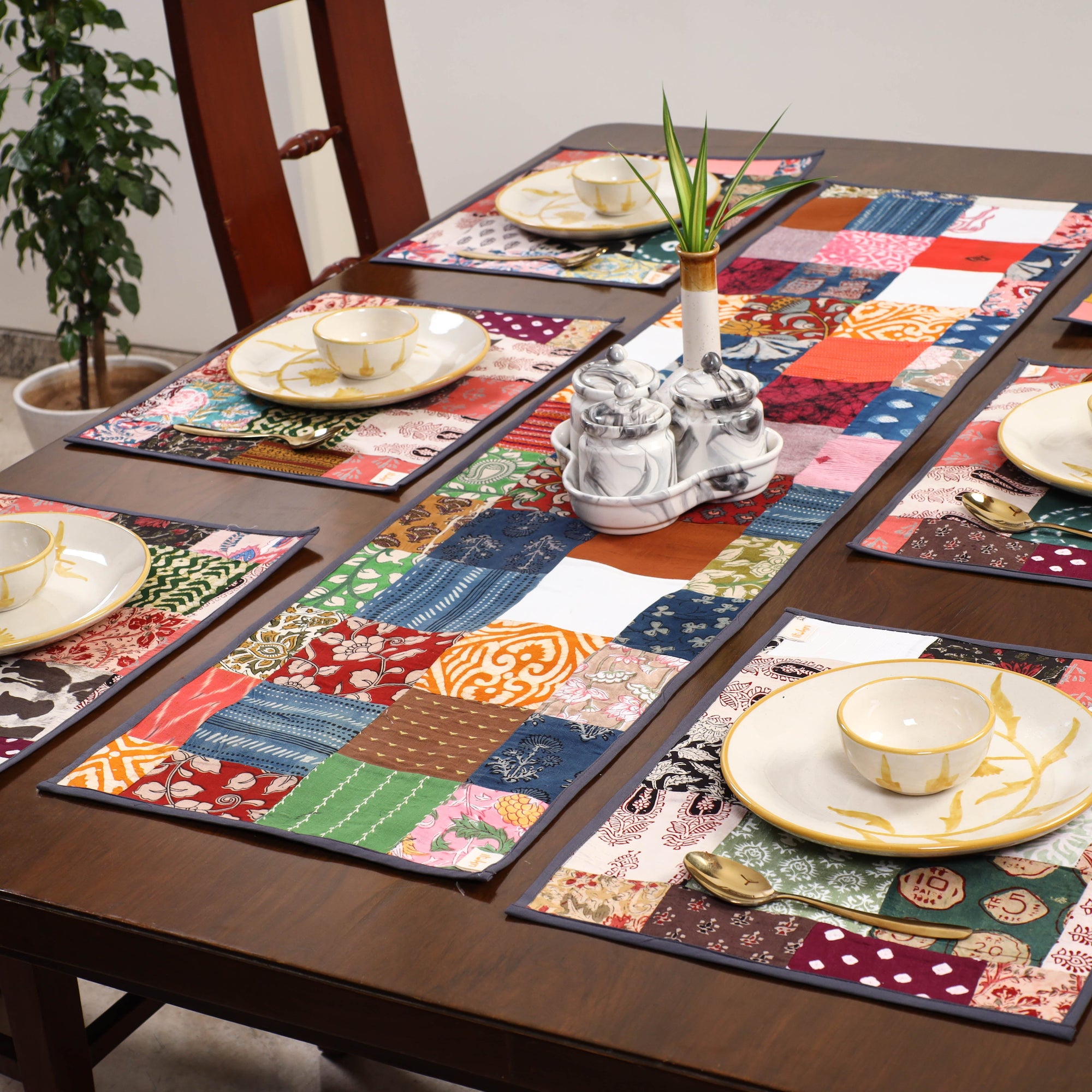 Multicolor - handcrafted cotton fusion table runner set