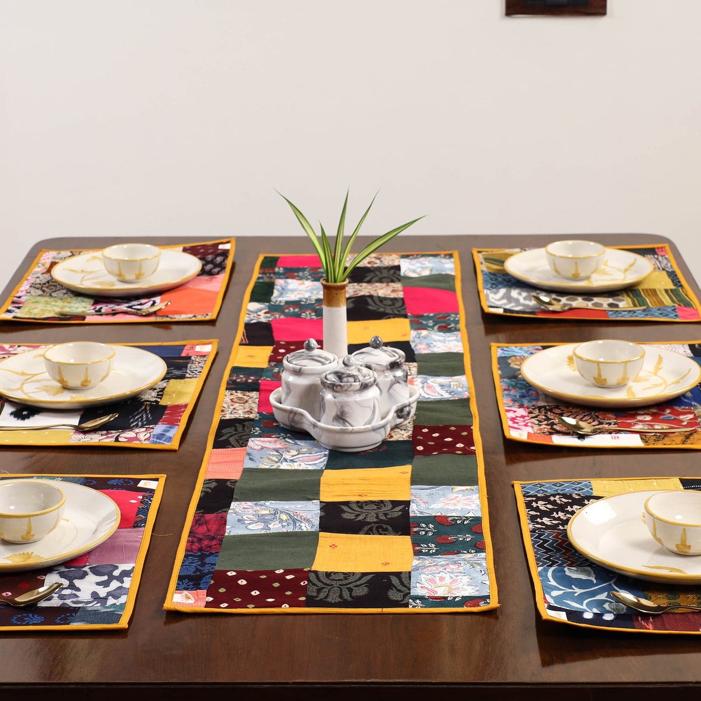 Multicolor - handcrafted cotton fusion table runner set