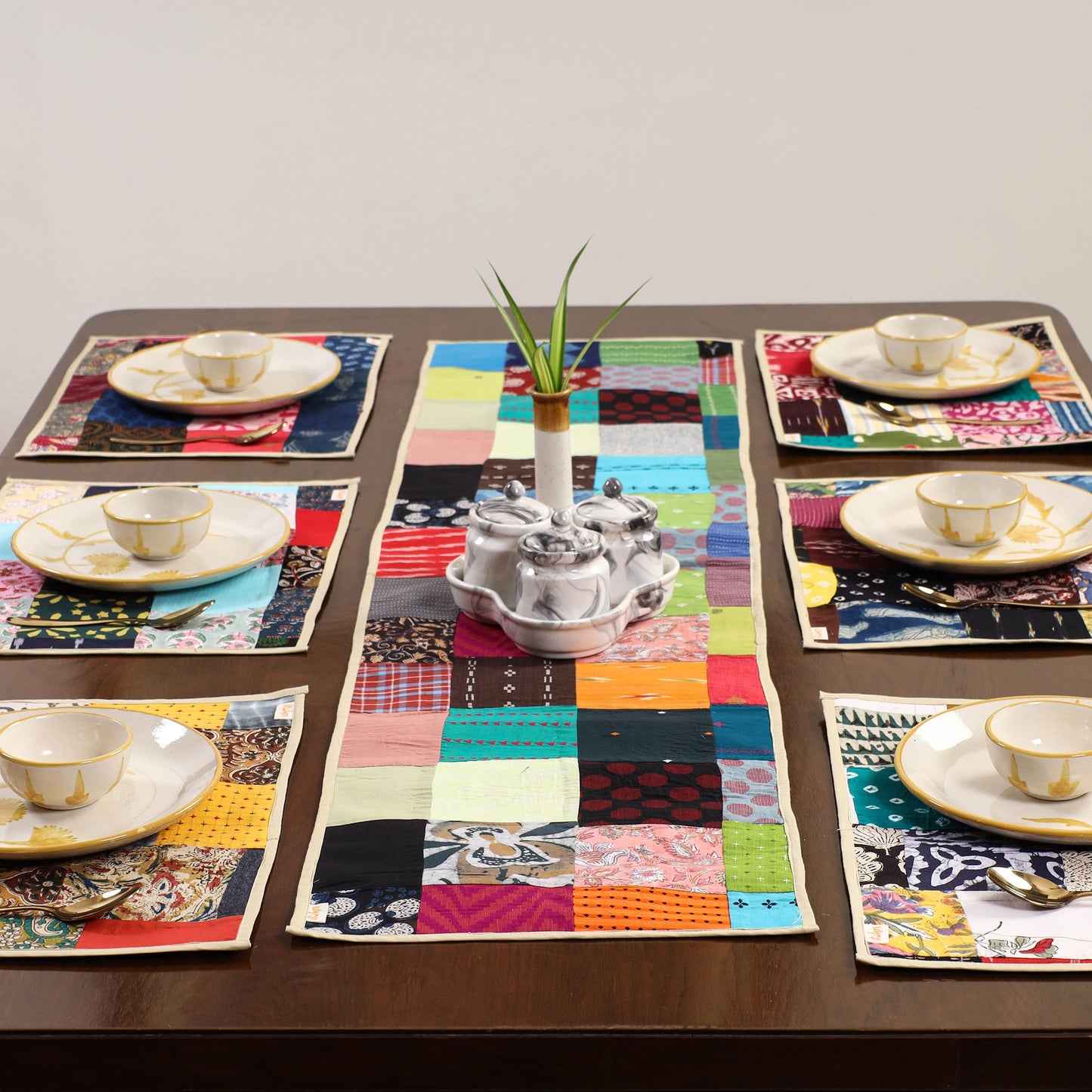 Multicolor - handcrafted cotton fusion table runner set