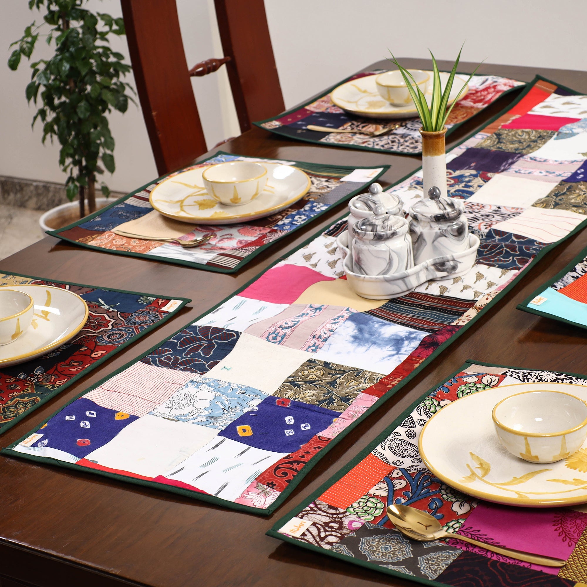 Multicolor - handcrafted cotton fusion table runner set