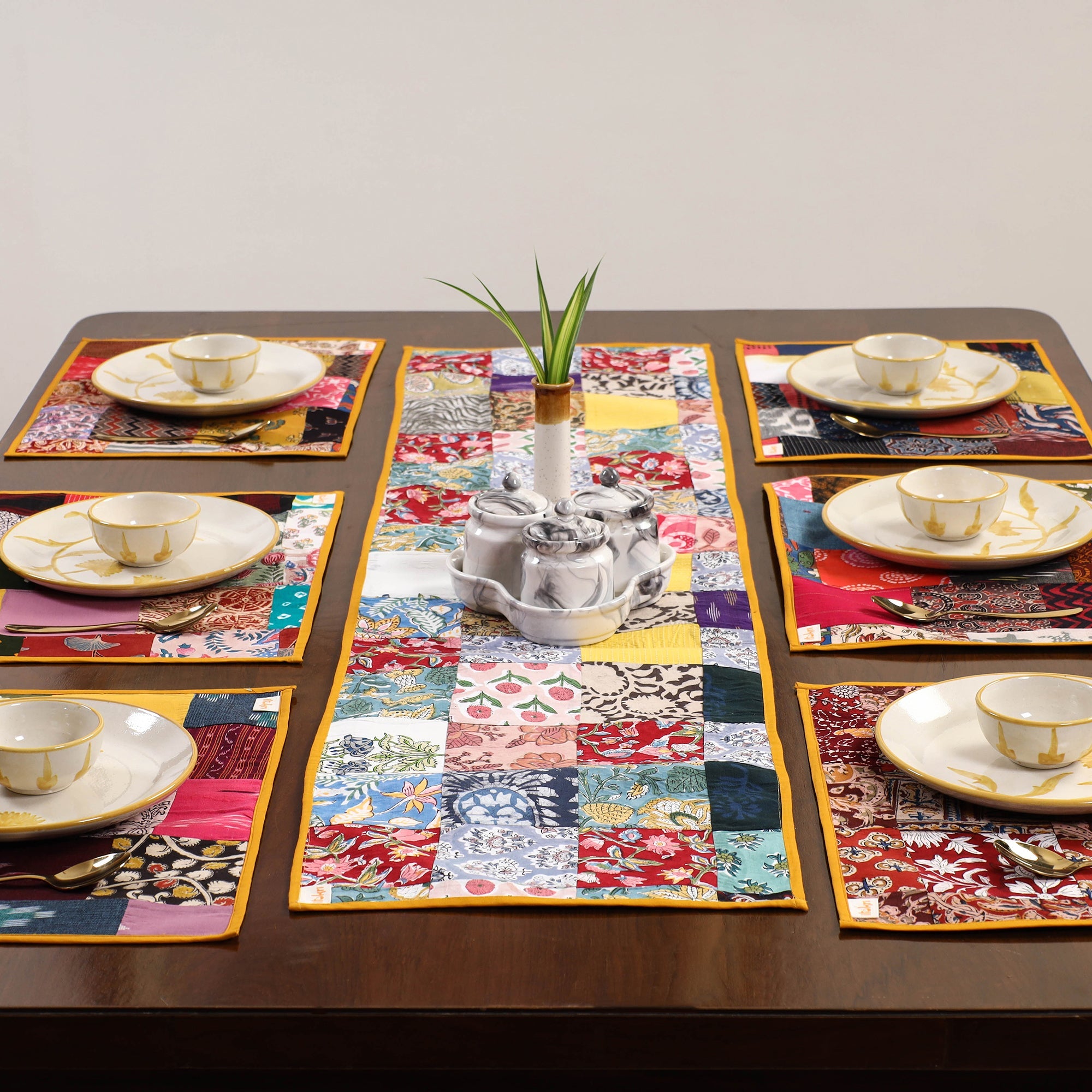 Multicolor - handcrafted cotton fusion table runner set