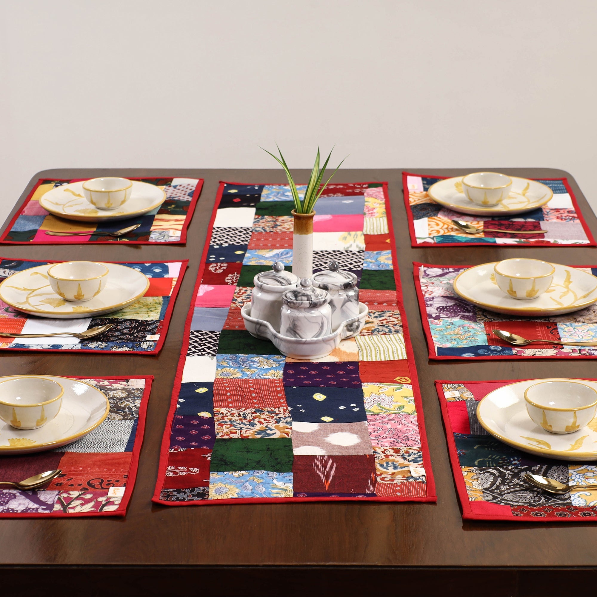 Multicolor - handcrafted cotton fusion table runner set