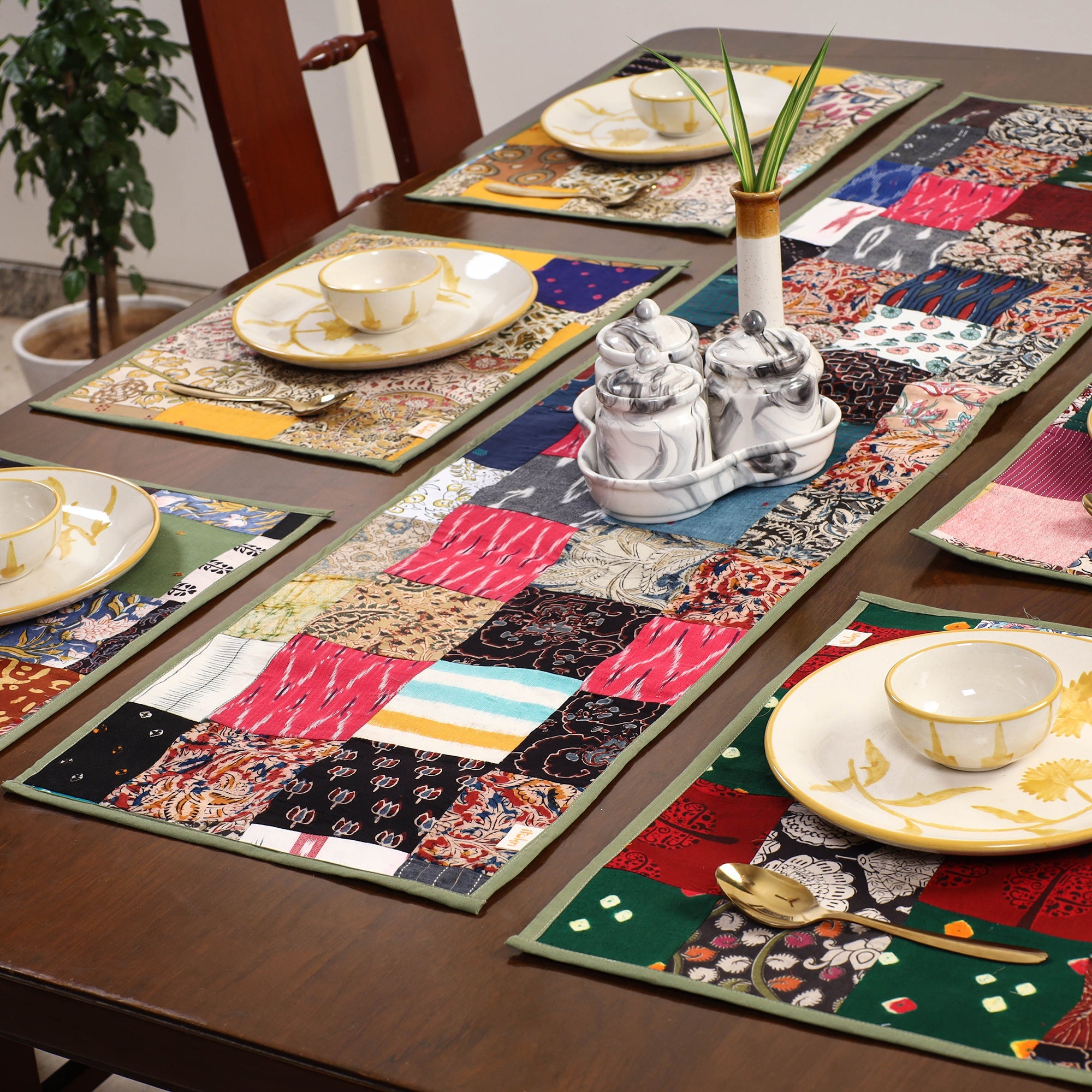 Multicolor - handcrafted cotton fusion table runner set