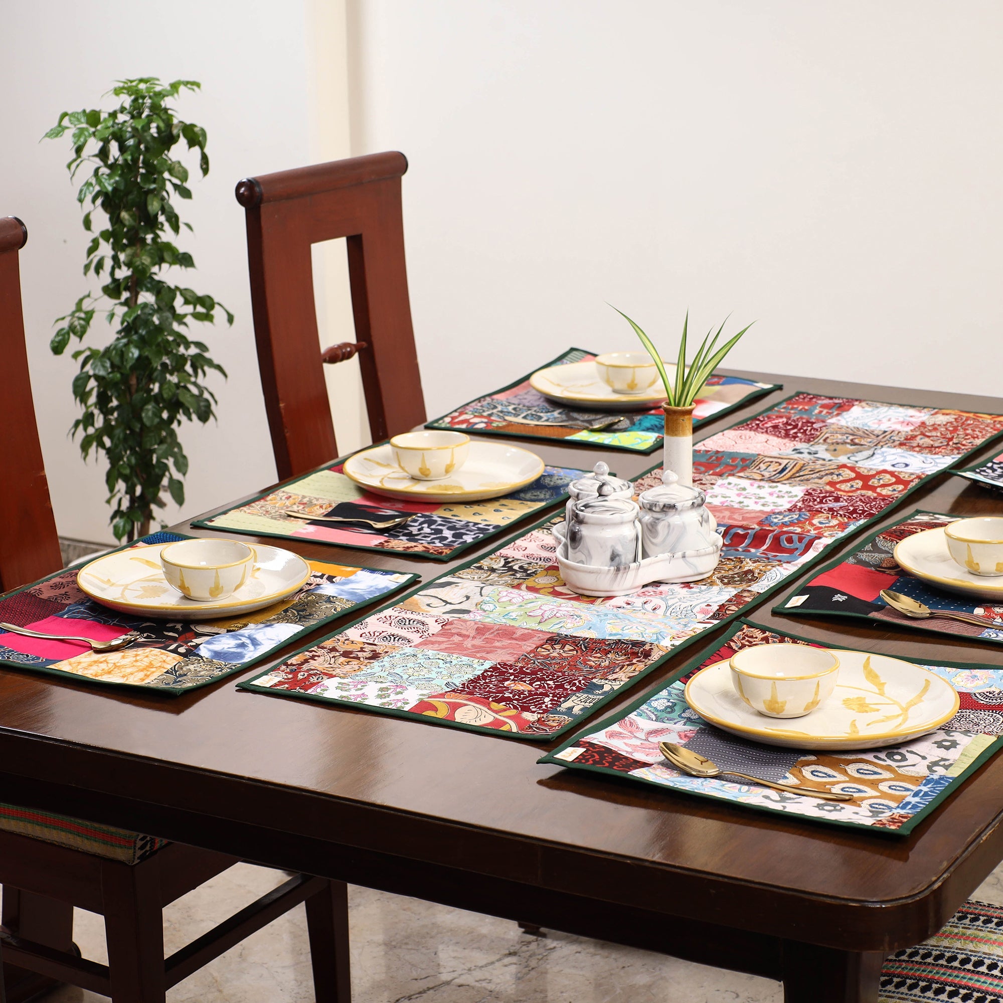 Multicolor - handcrafted cotton fusion table runner set