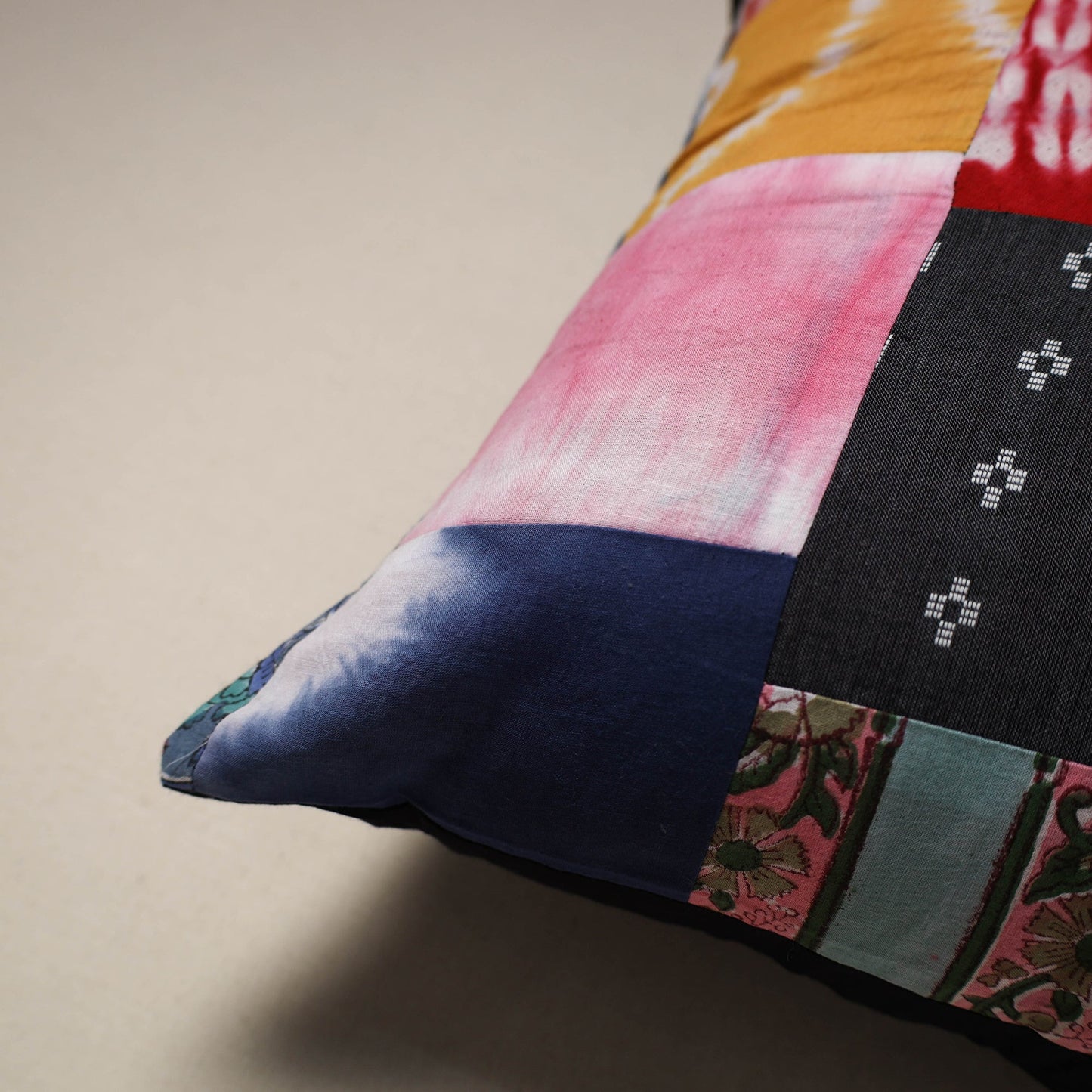 Handcrafted cotton patchwork cushion cover 106