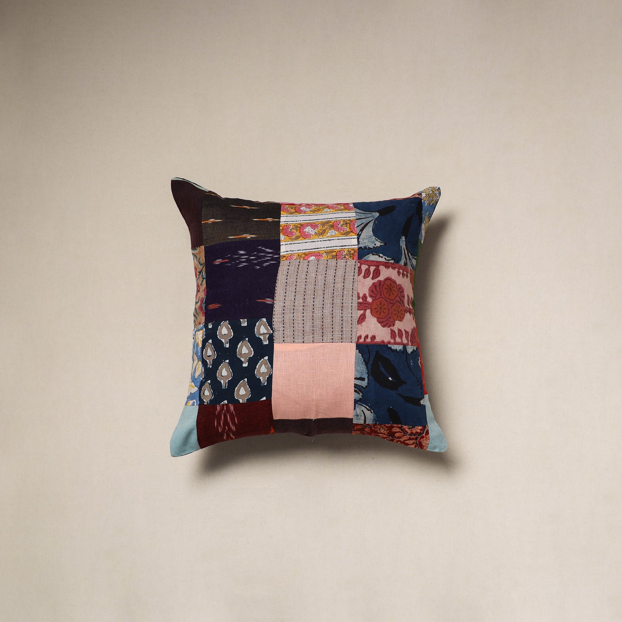 Handcrafted cotton patchwork cushion cover 112
