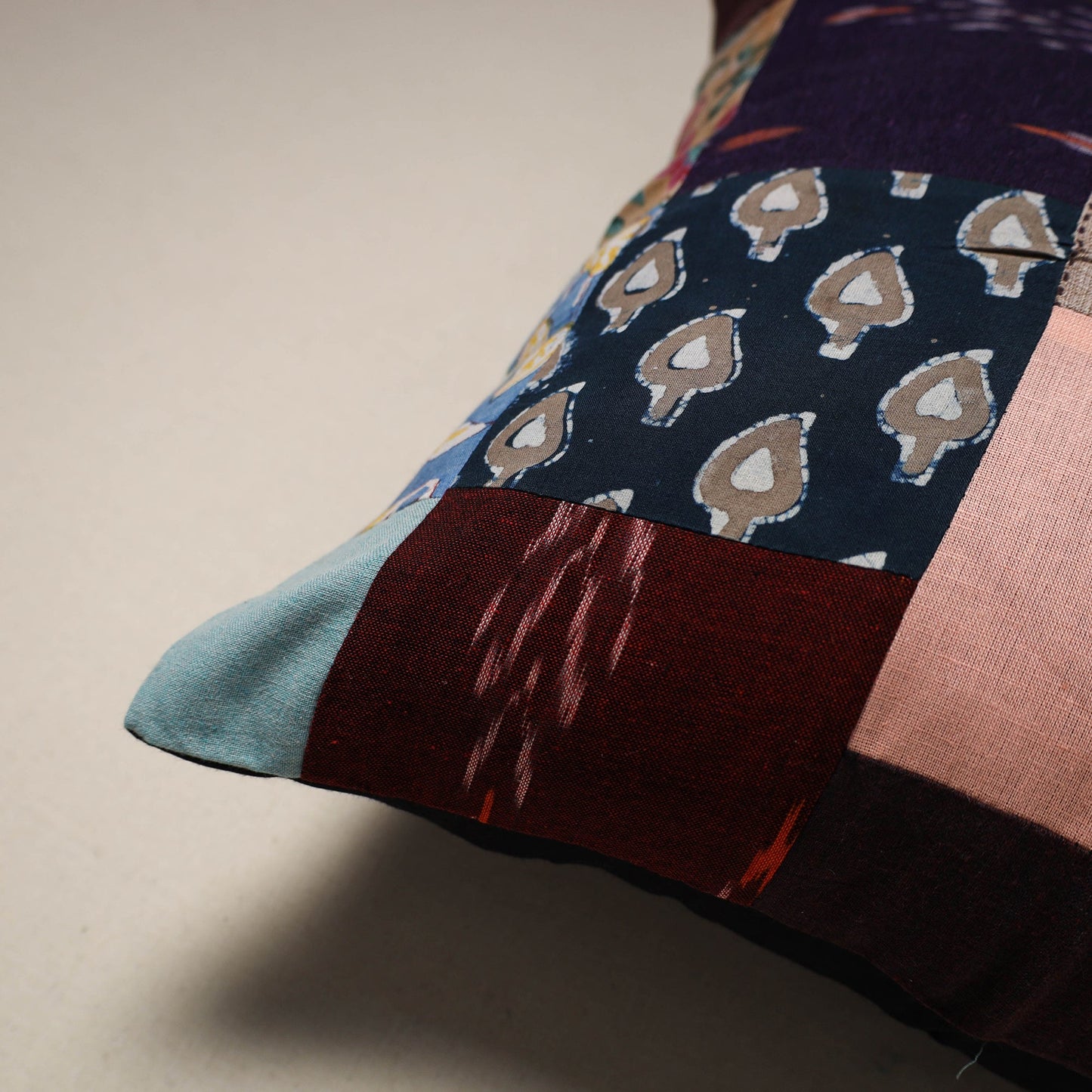 Handcrafted cotton patchwork cushion cover 112