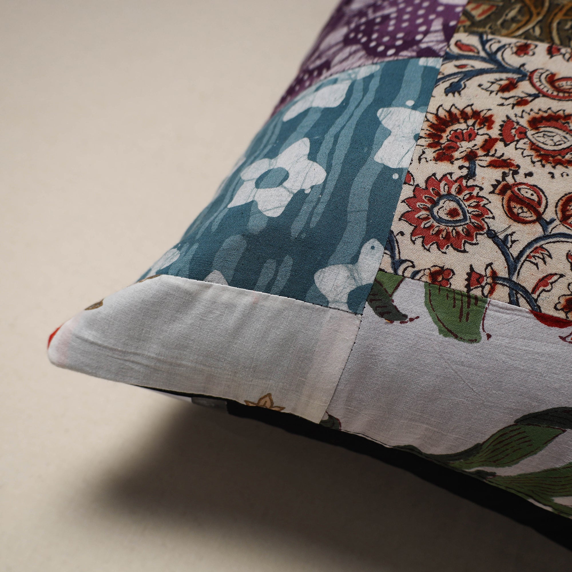 Handcrafted cotton patchwork cushion cover 122