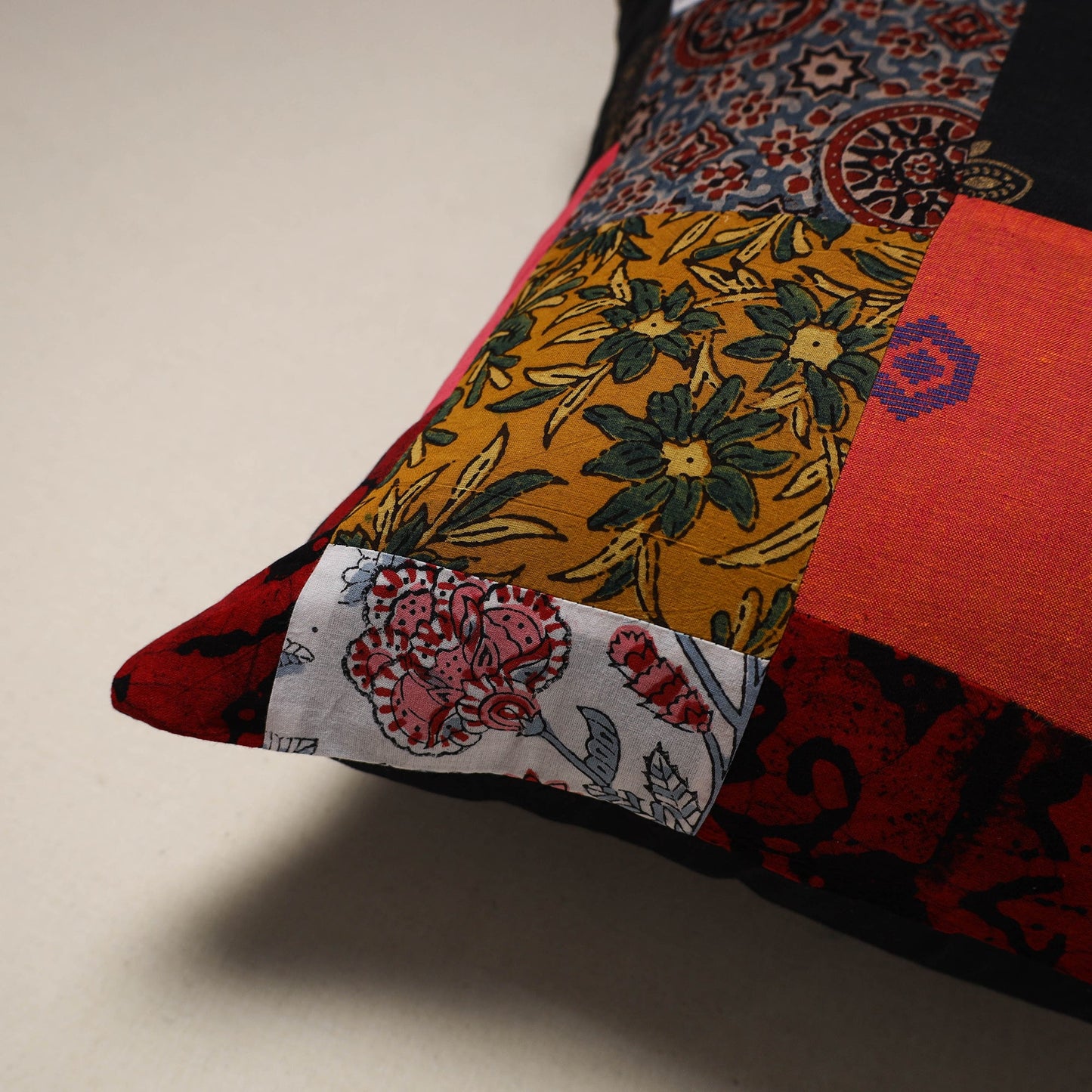 Handcrafted cotton patchwork cushion cover 124