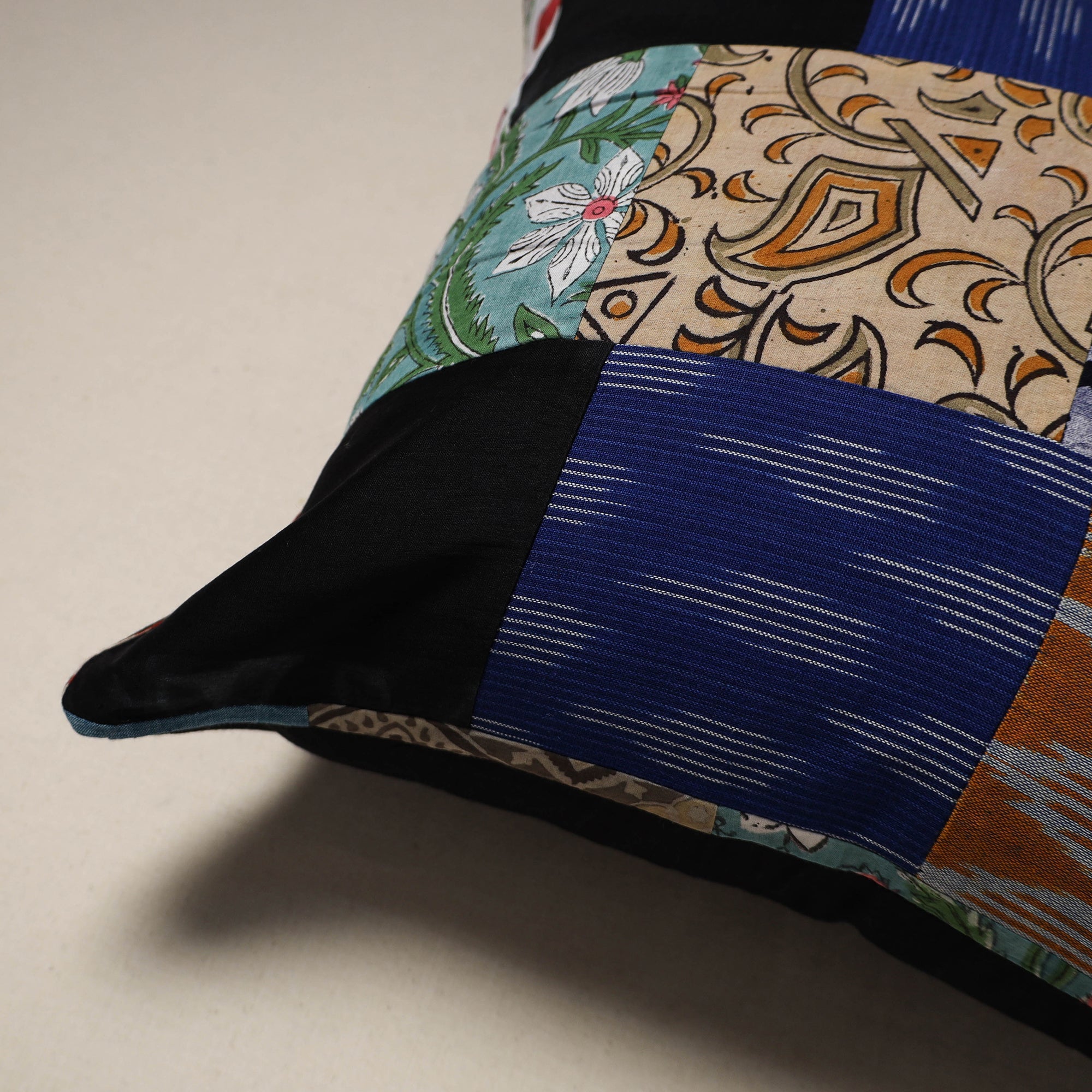 Handcrafted cotton patchwork cushion cover 125