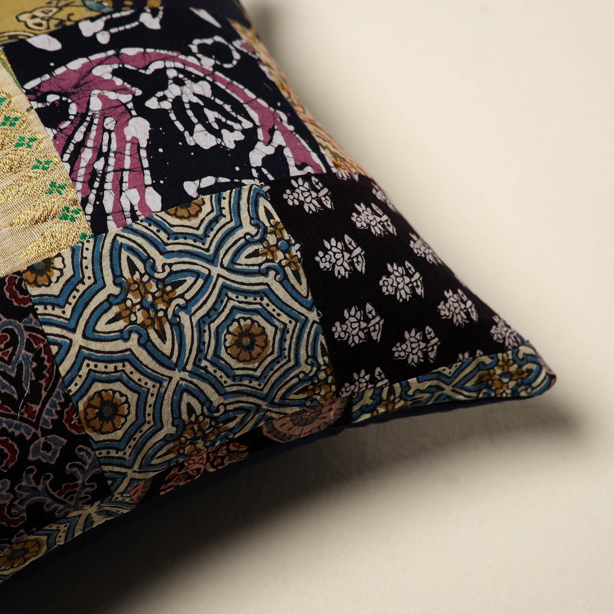 Multicolor Handcrafted Cotton Patchwork Cushion Cover