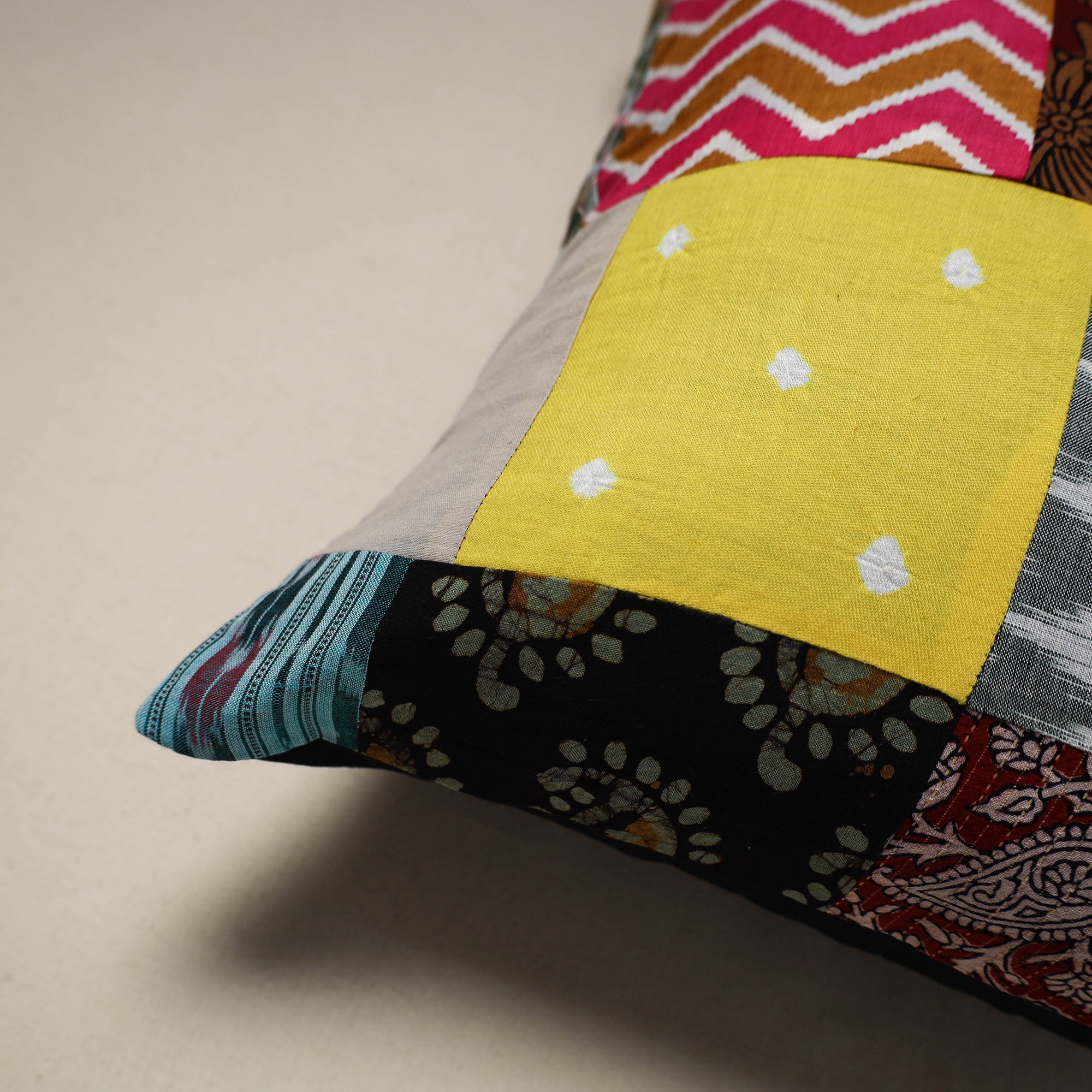 Handcrafted cotton patchwork cushion cover 52