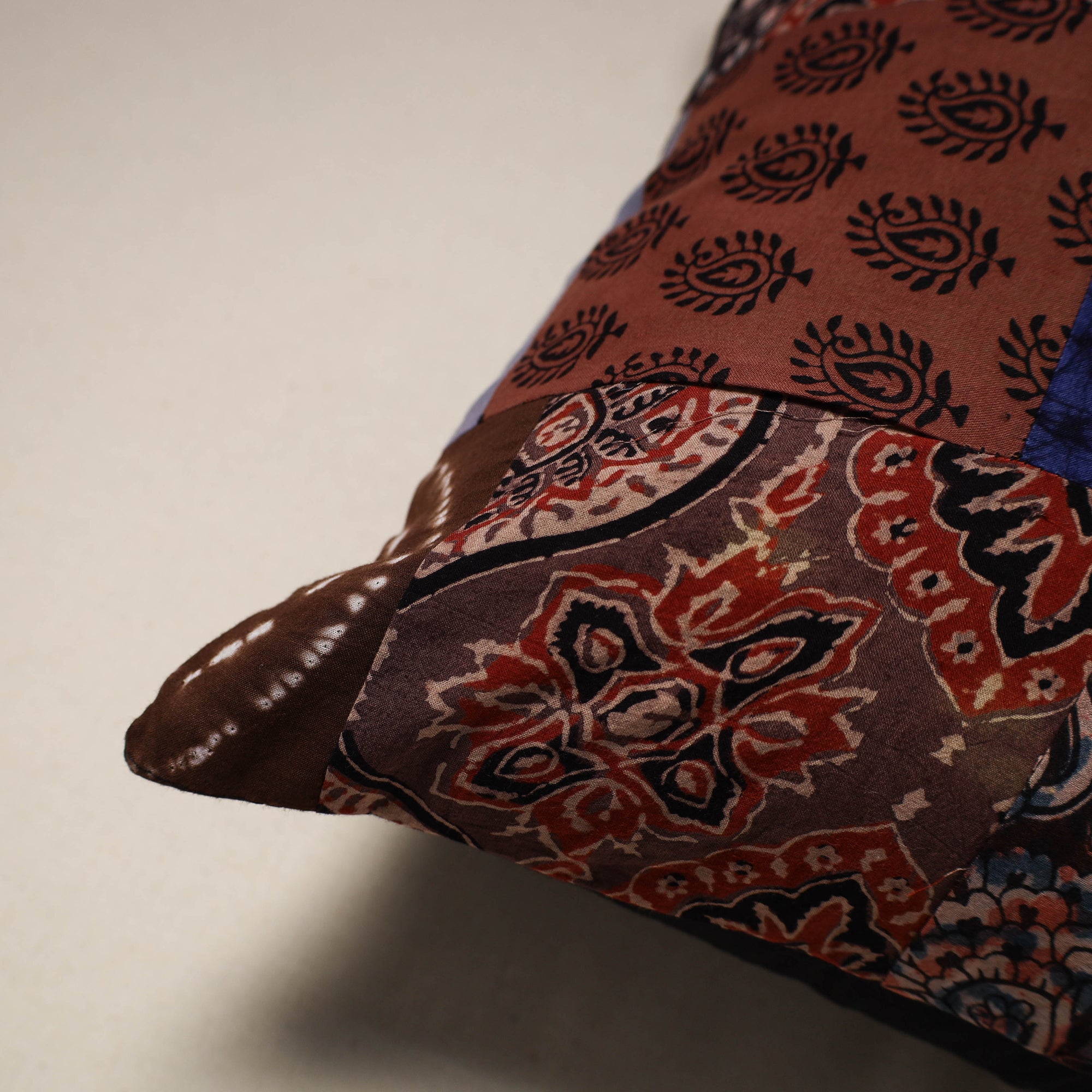 Handcrafted cotton patchwork cushion cover 66