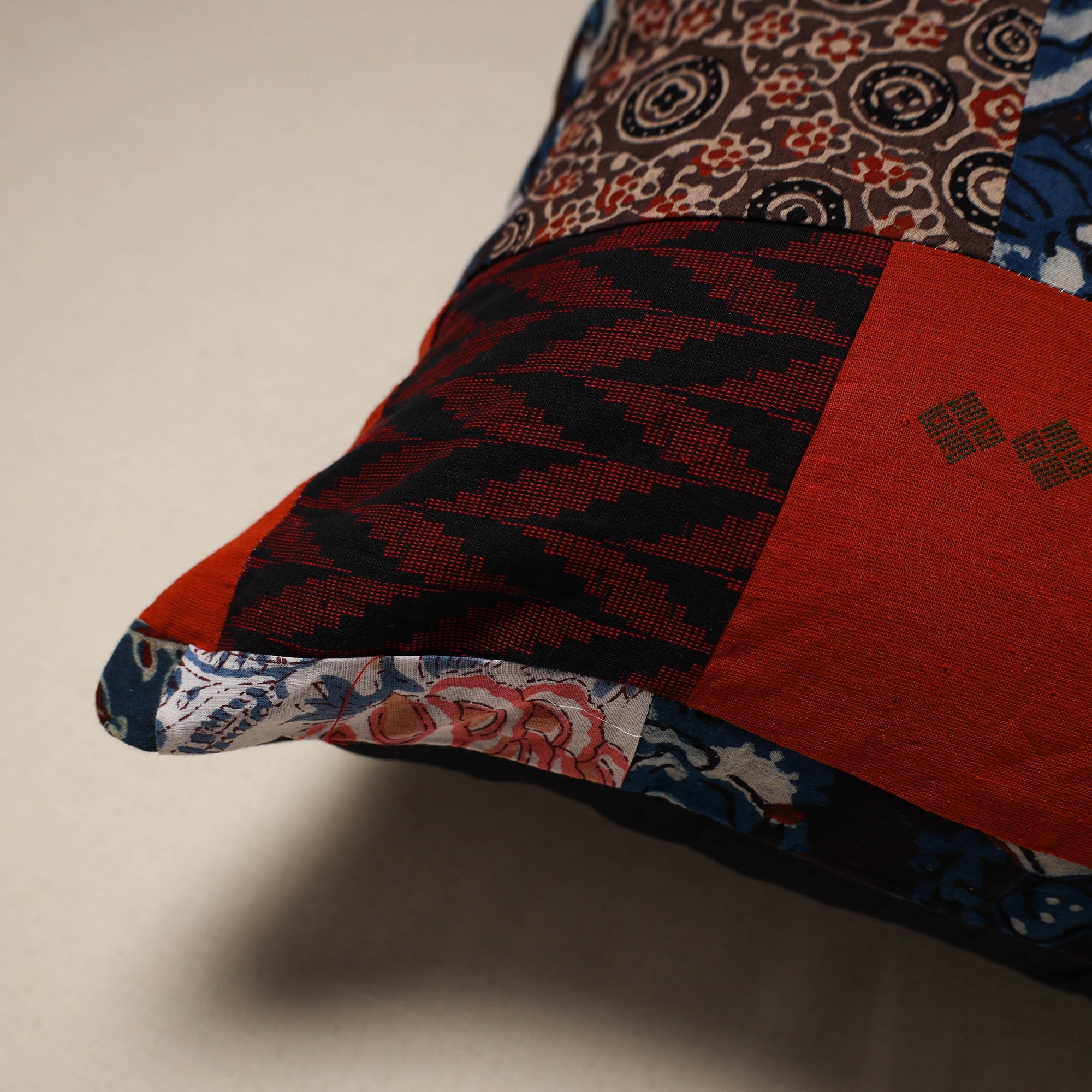 Handcrafted cotton patchwork cushion cover 68