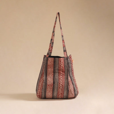 Handcrafted fabric jhola bag 102