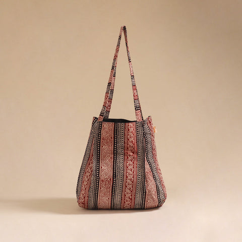 Handcrafted fabric jhola bag 102