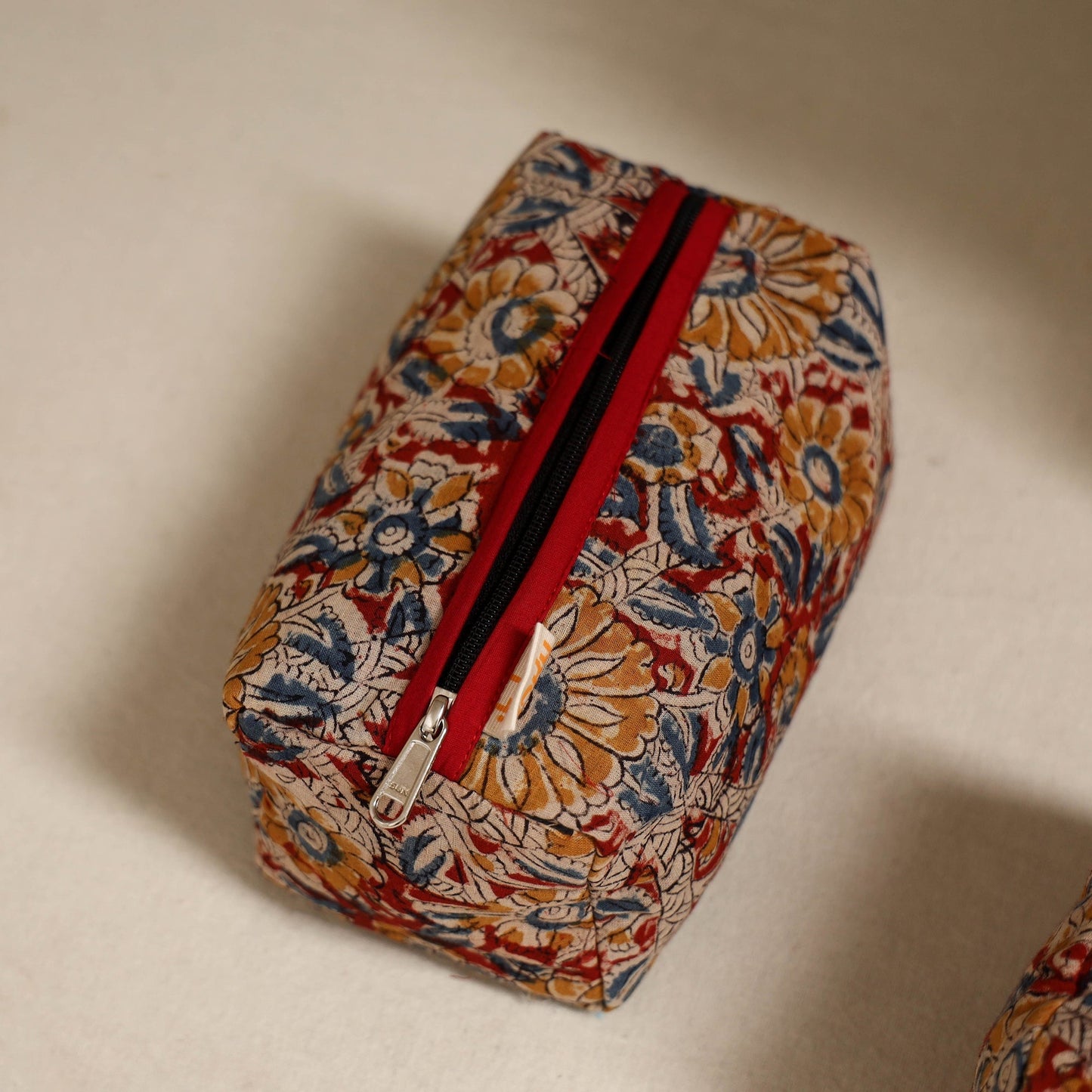 Handcrafted fabric toiletry bags (set of 3) 18