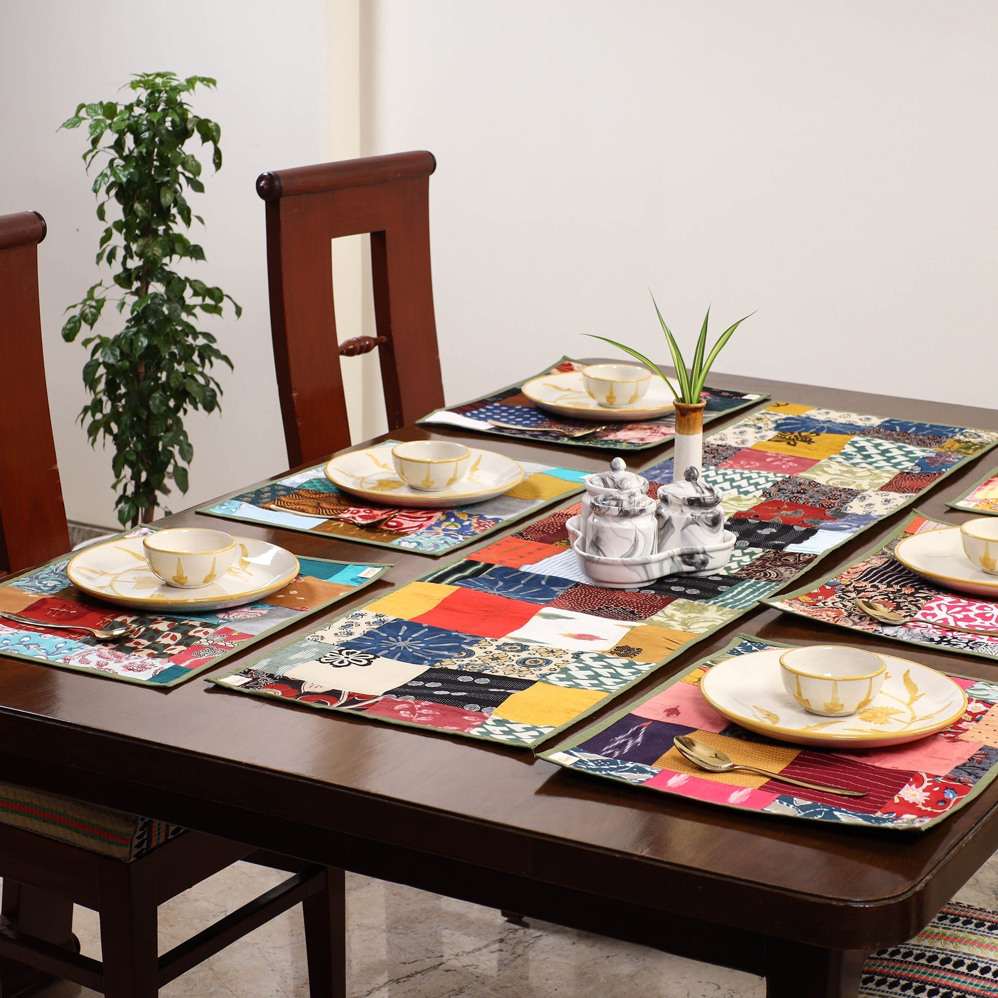 Multicolor - handcrafted cotton fusion table runner set