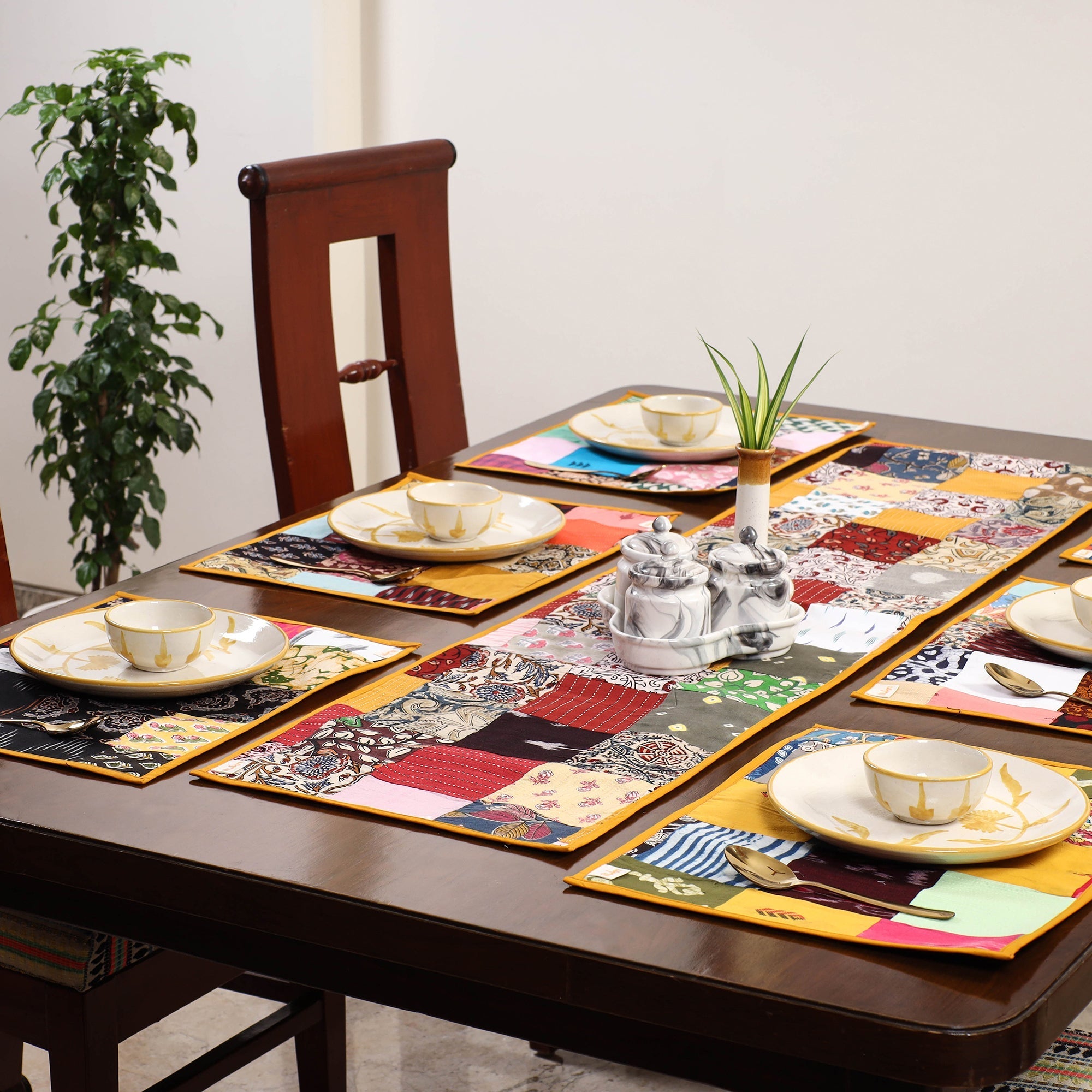 Multicolor - handcrafted cotton fusion table runner set
