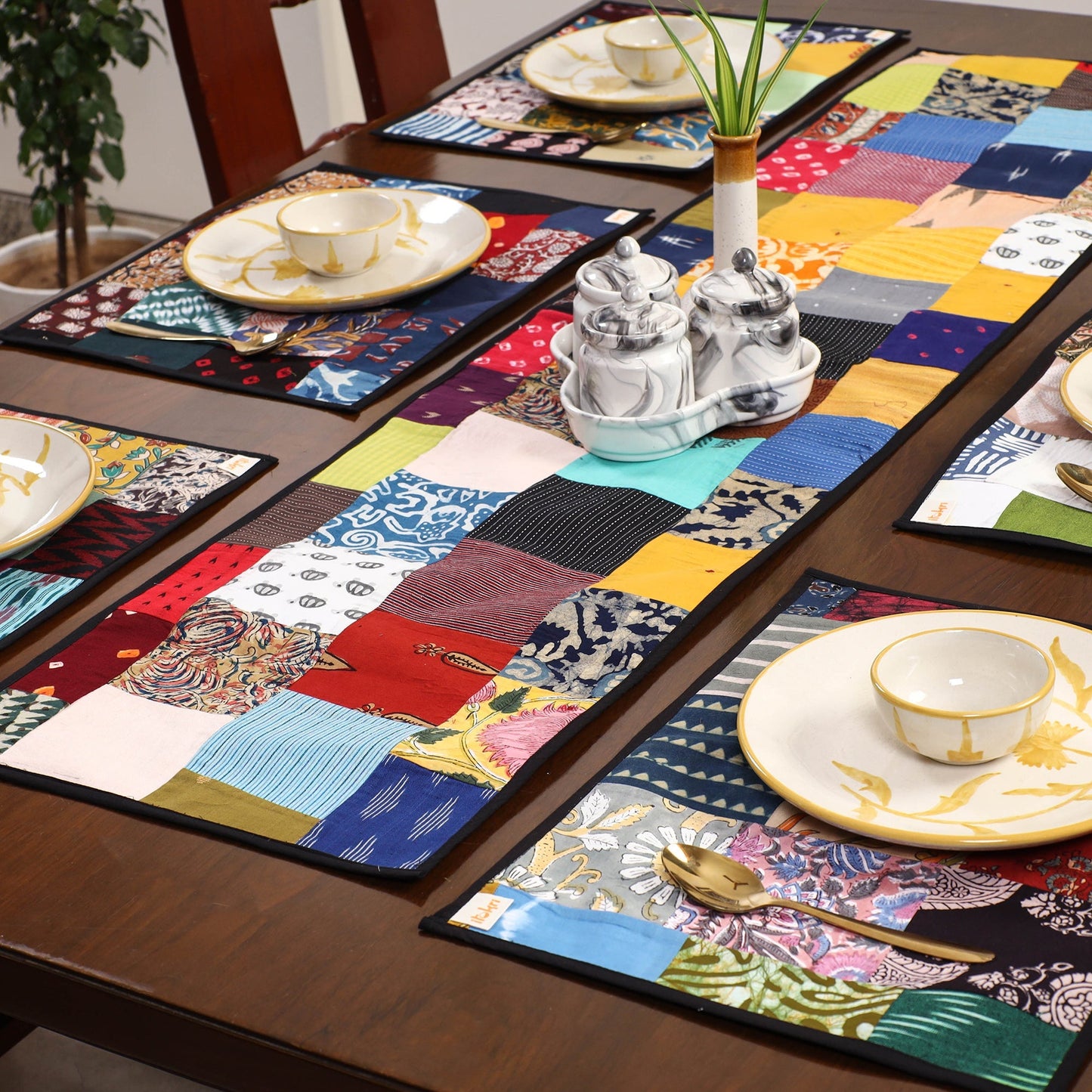 Multicolor - handcrafted cotton fusion table runner set