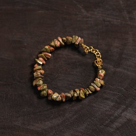 Handcrafted glass stone bracelet 02