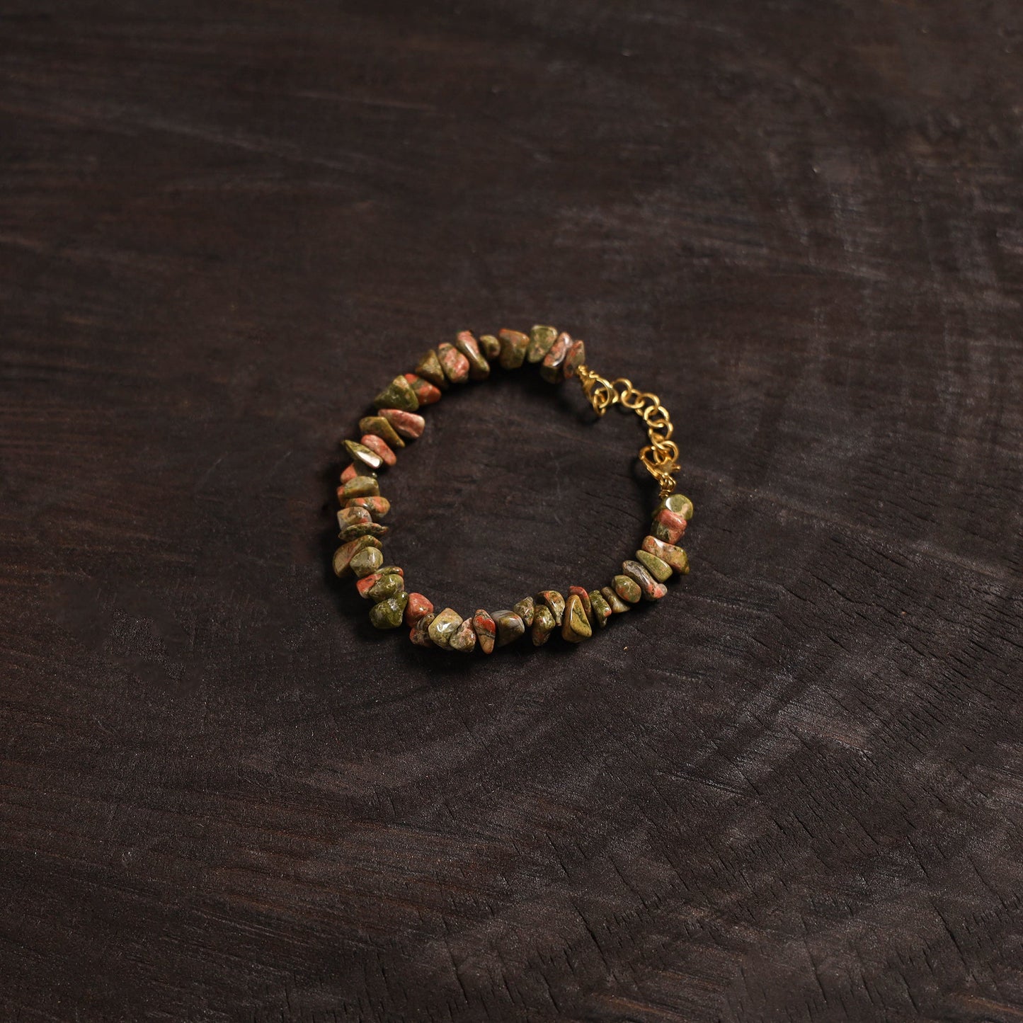 Handcrafted glass stone bracelet 02