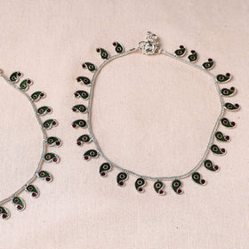 Buy Handcrafted Paka Meenakari Anklets (Pair) Online at iTokri.com