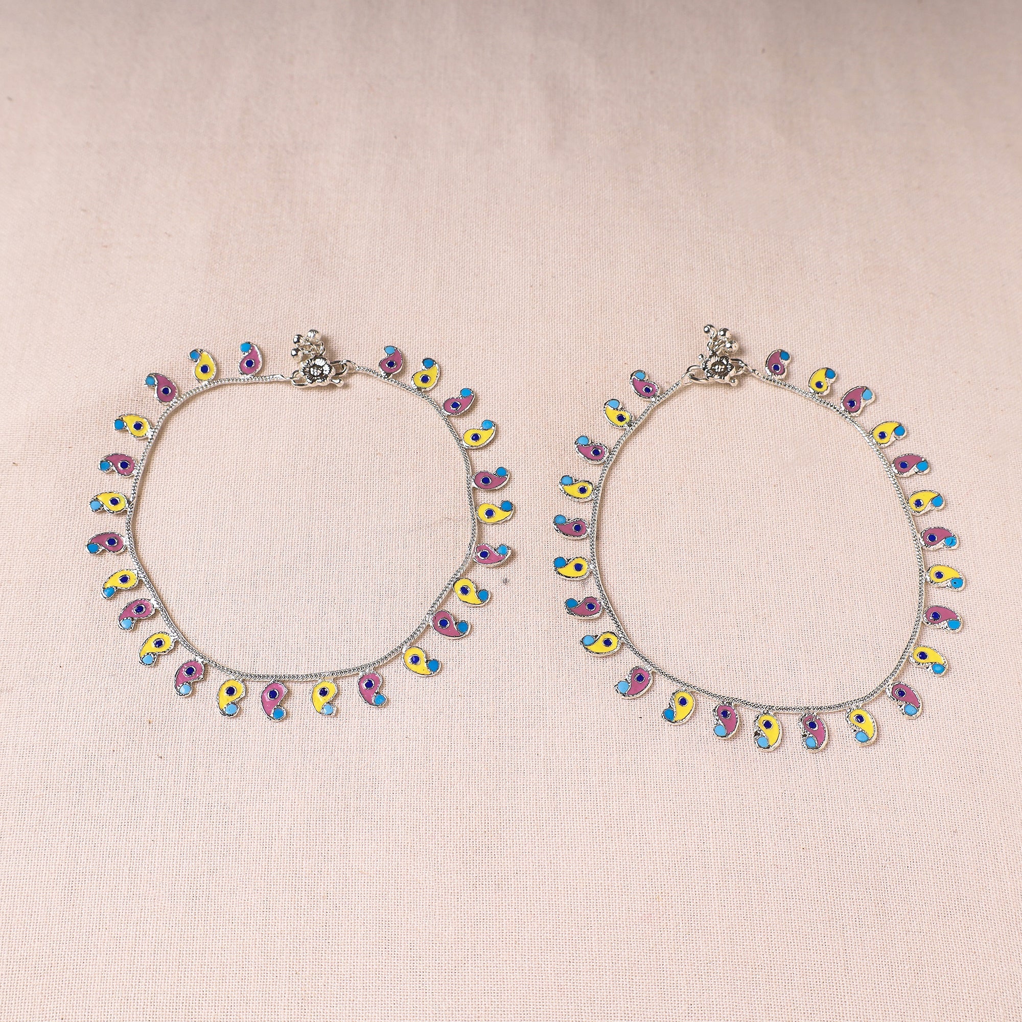  Handcrafted Paka Meenakari Anklets (Pair) Online at iTokri.com