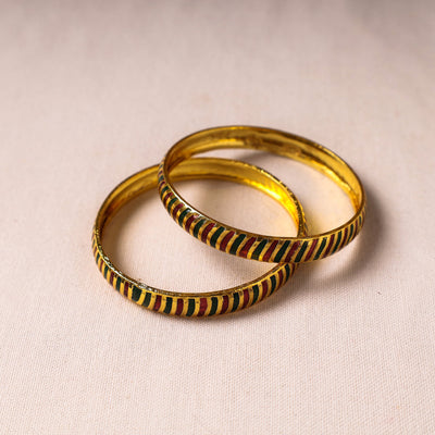 Buy Handcrafted Paka Meenakari Bangles (Set of 2) Online at iTokri.com