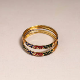 Handcrafted paka meenakari bangles (set of 2) 242