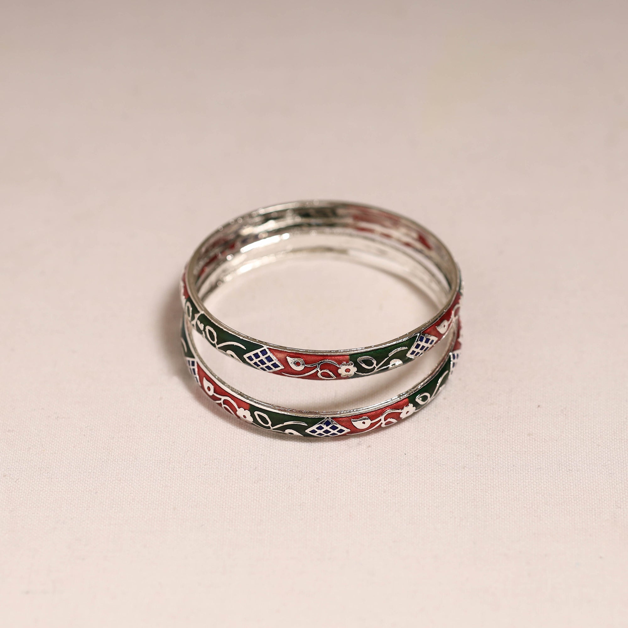 Handcrafted paka meenakari bangles (set of 2) 244