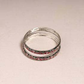 Handcrafted paka meenakari bangles (set of 2) 245