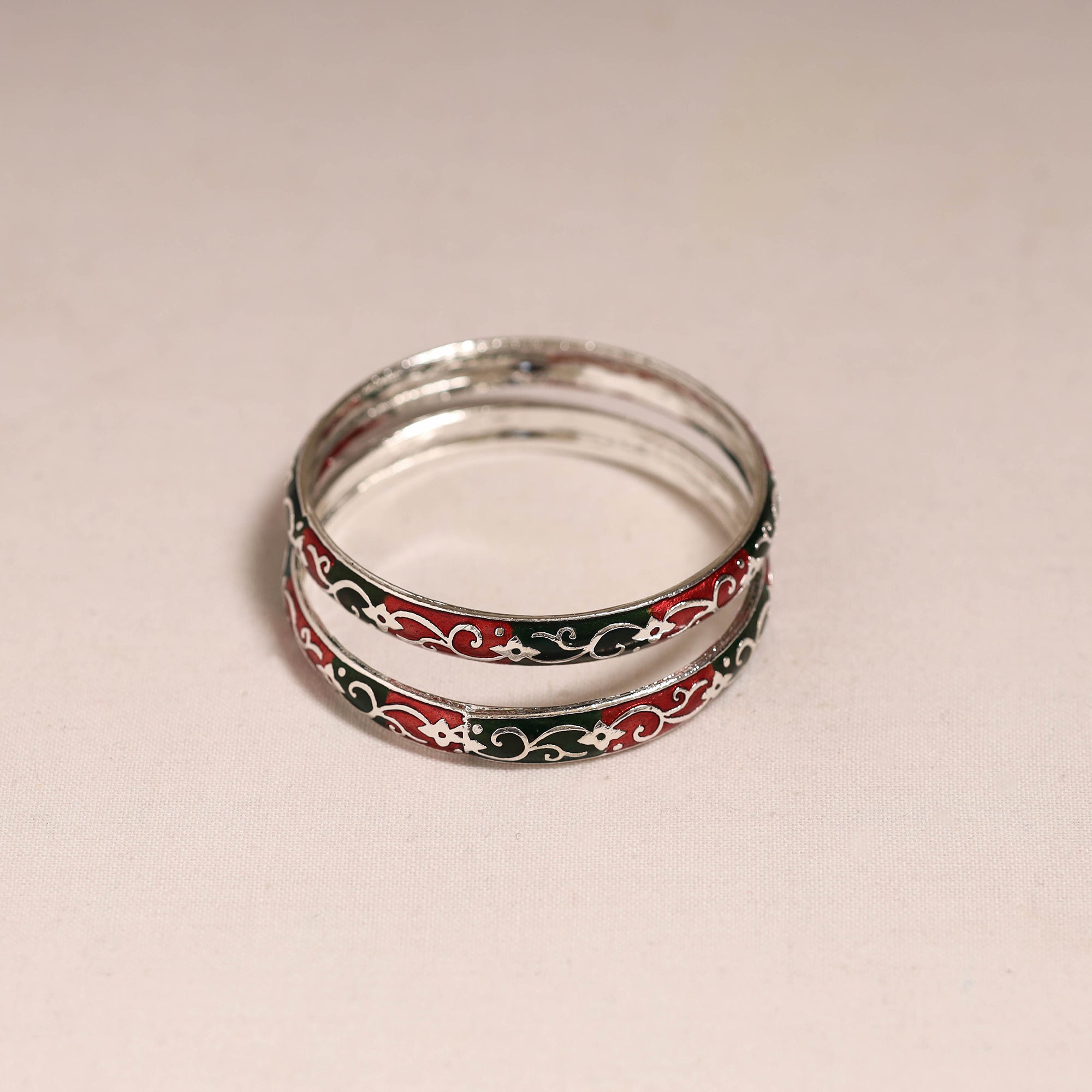 Handcrafted paka meenakari bangles (set of 2) 247