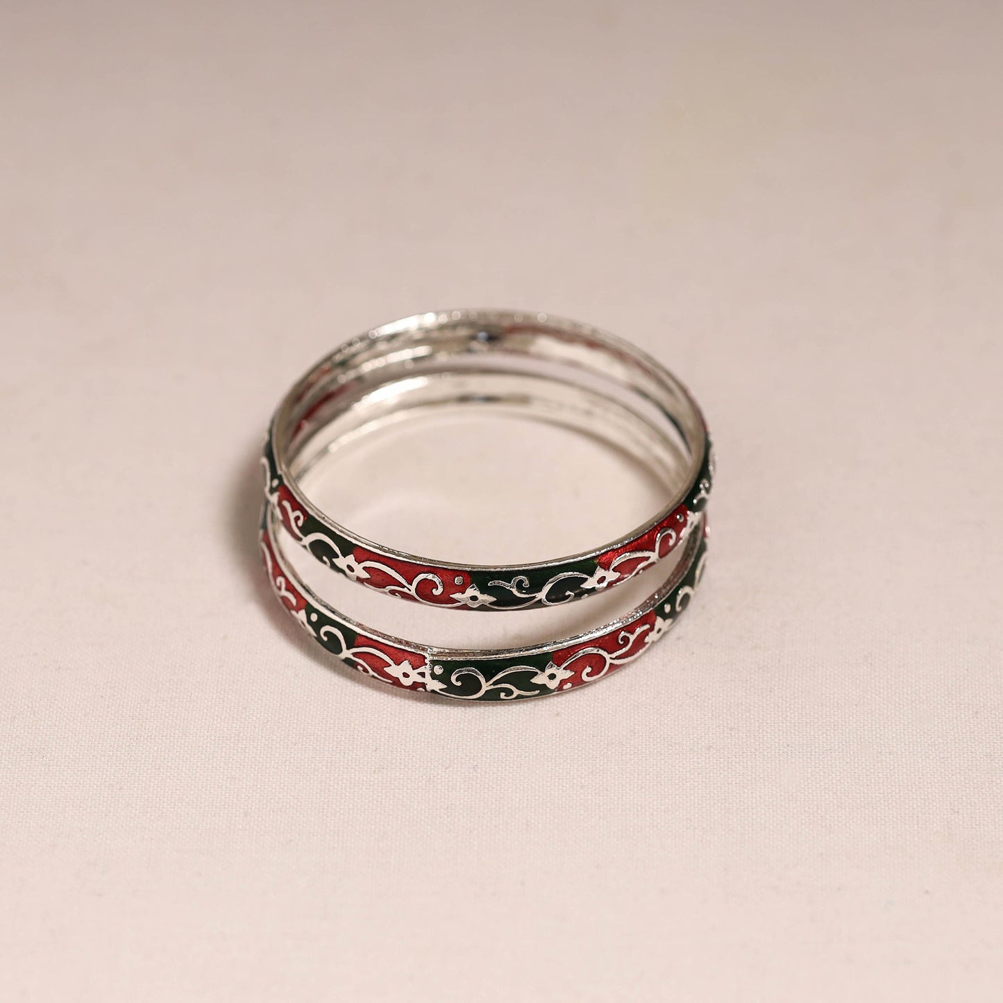 Handcrafted paka meenakari bangles (set of 2) 247