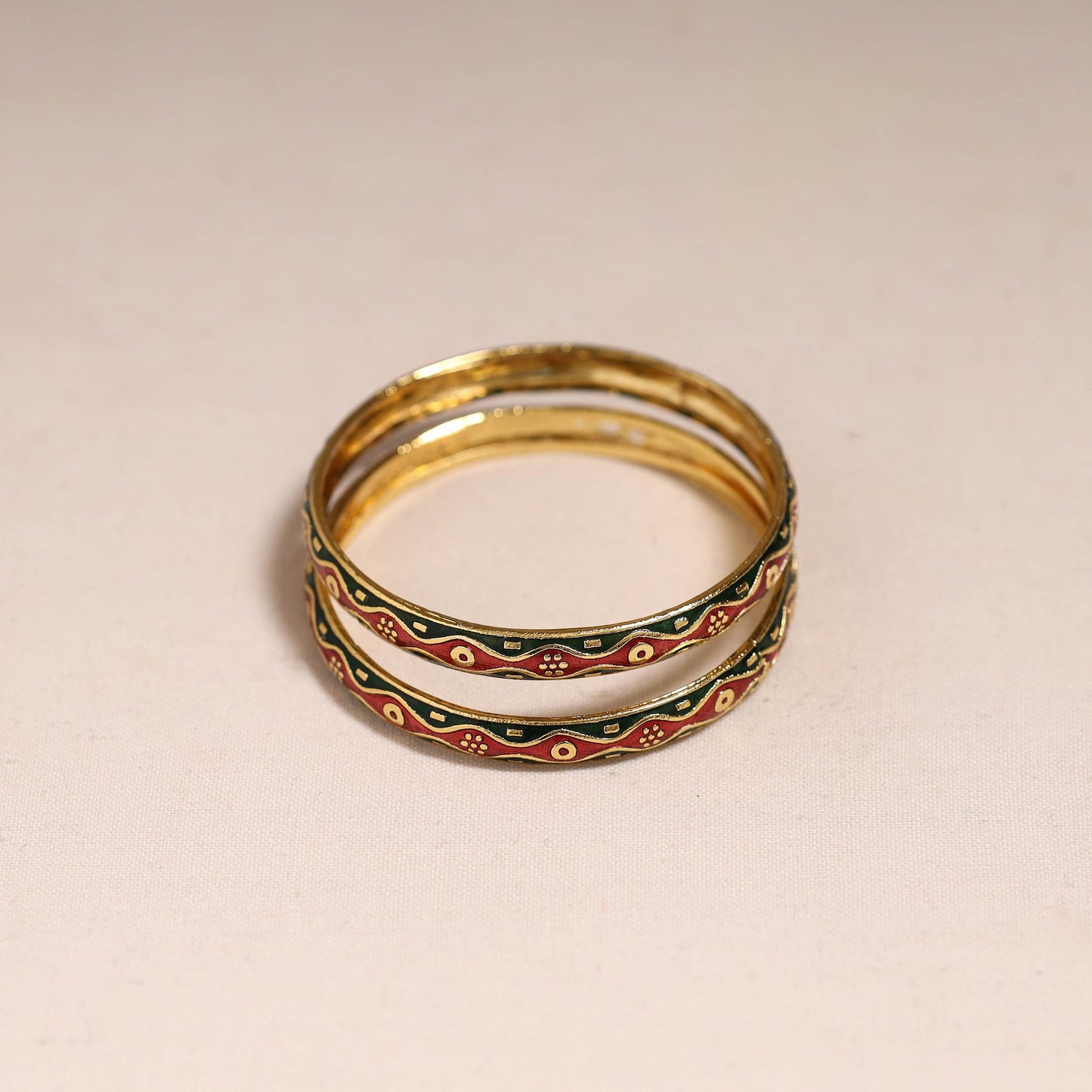 Handcrafted paka meenakari bangles (set of 2) 258