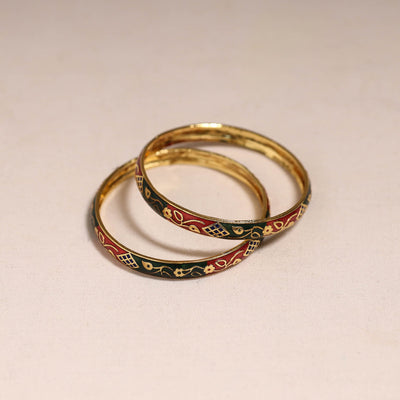 Handcrafted paka meenakari bangles (set of 2) 261