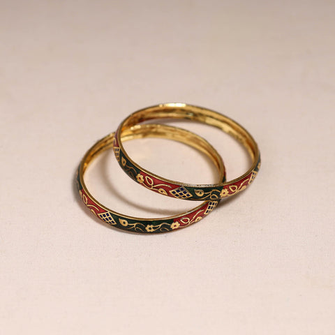 Handcrafted paka meenakari bangles (set of 2) 261