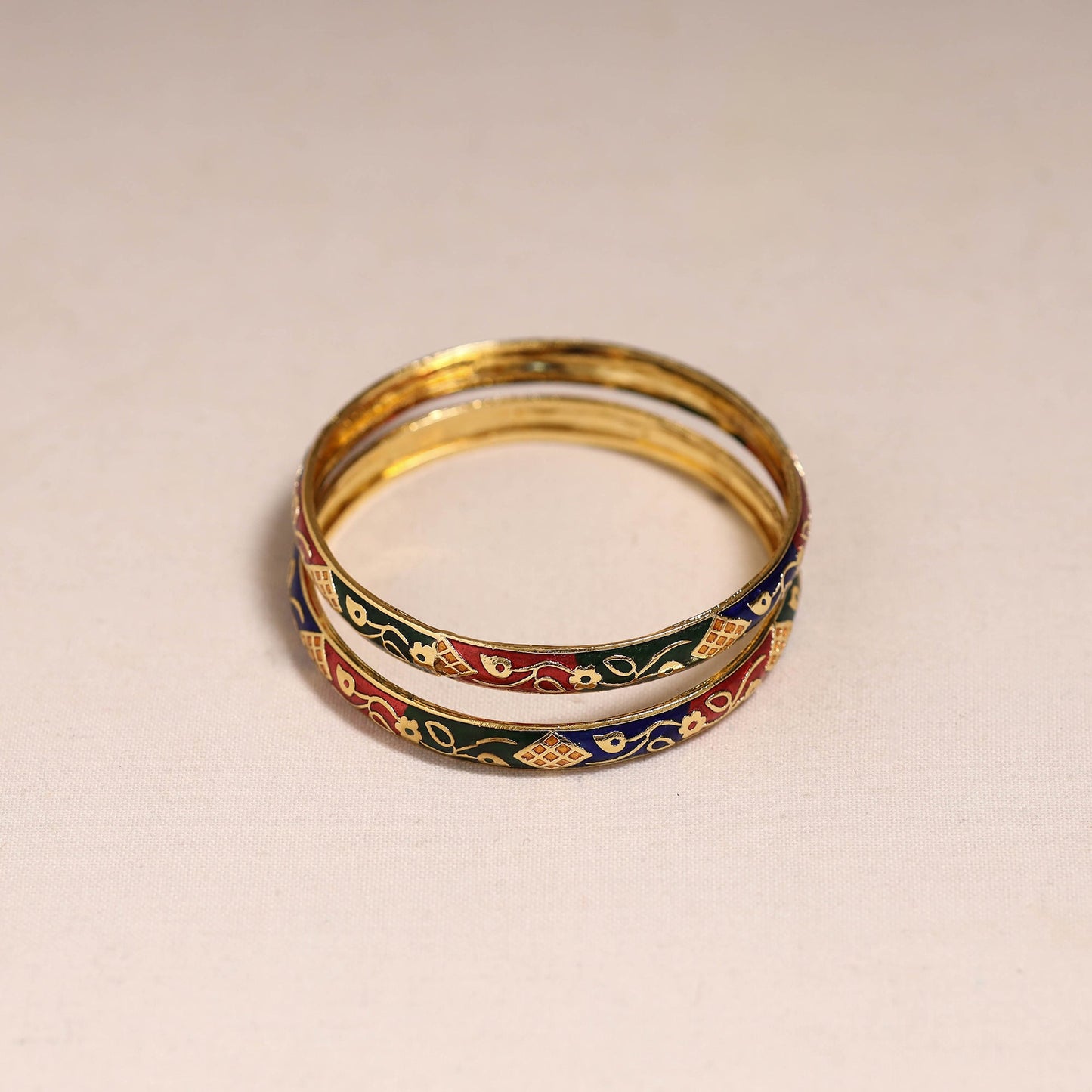 Handcrafted paka meenakari bangles (set of 2) 269