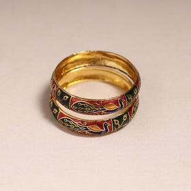Handcrafted paka meenakari bangles (set of 2) 271