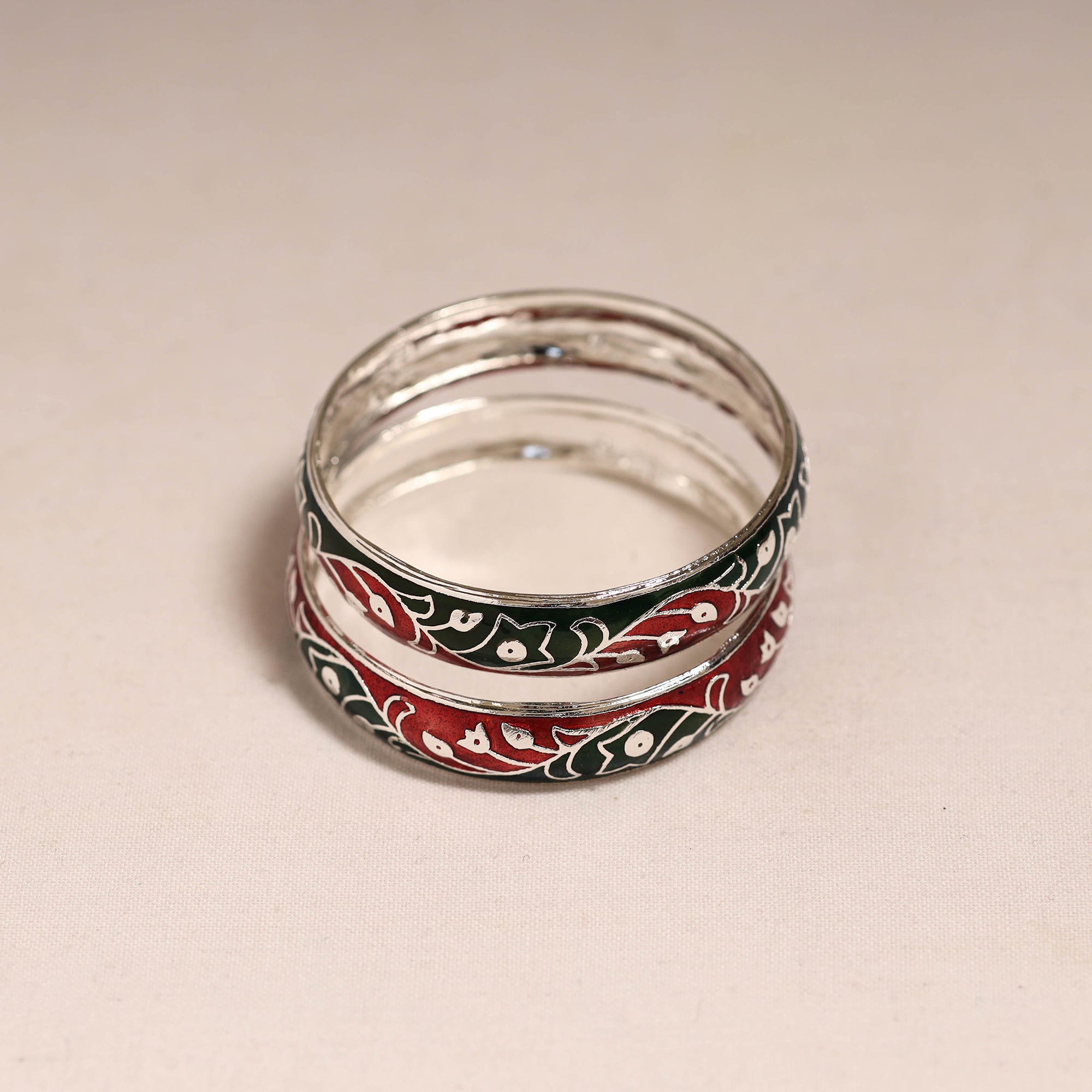 Handcrafted paka meenakari bangles (set of 2) 273