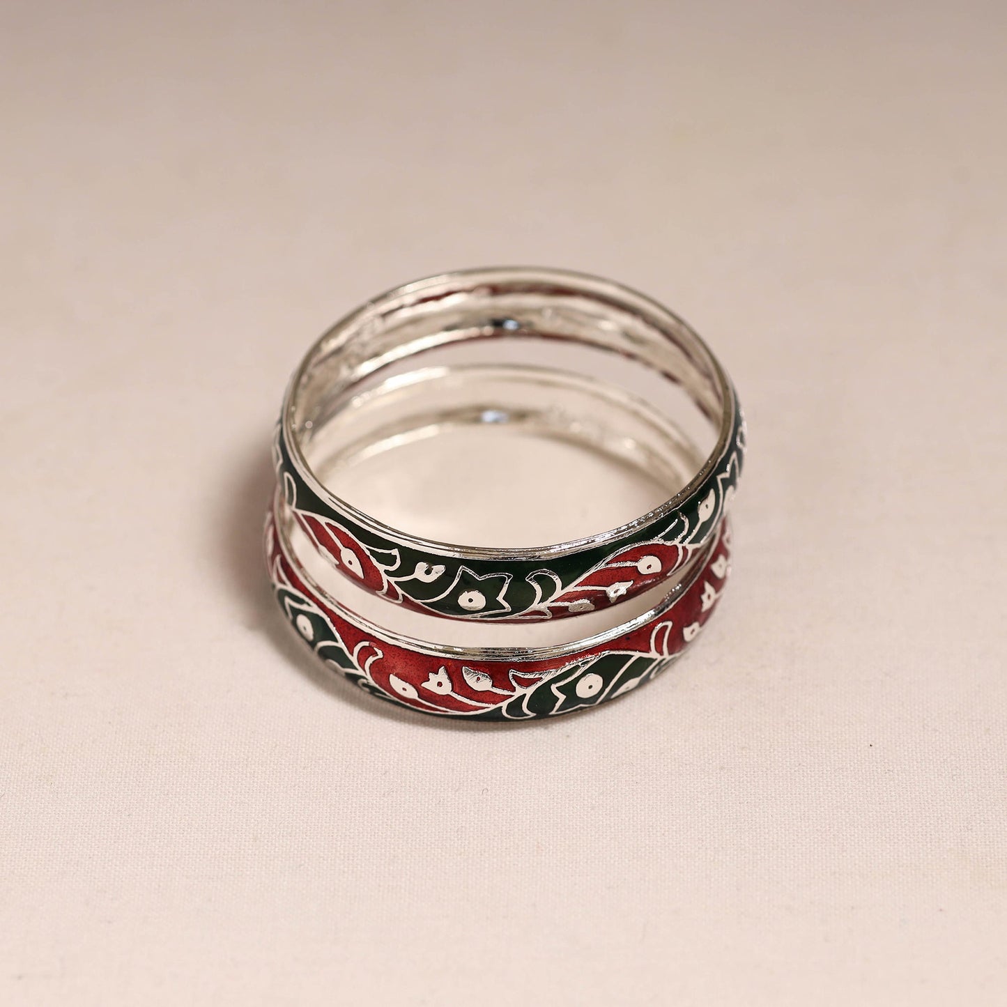 Handcrafted paka meenakari bangles (set of 2) 273