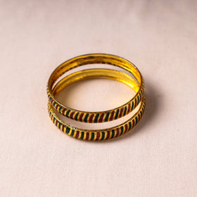 Buy Handcrafted Paka Meenakari Bangles (Set of 2) Online at iTokri.com