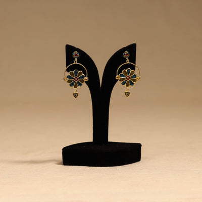 Handcrafted paka meenakari earrings 108