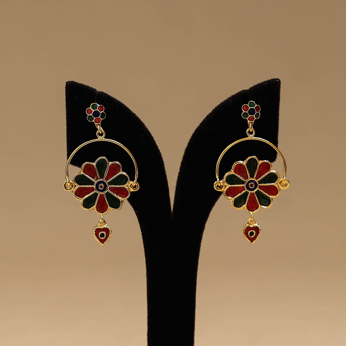 Handcrafted paka meenakari earrings 109