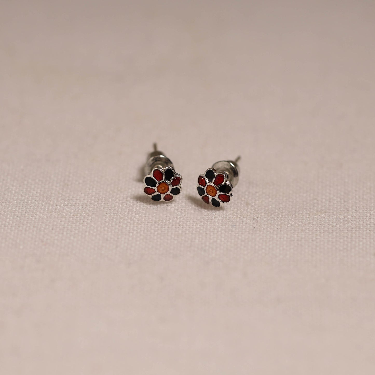 Handcrafted paka meenakari stud earrings 07