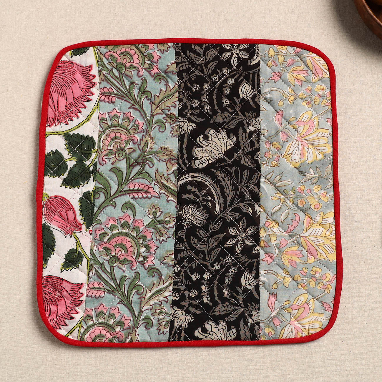  Multicolor Handcrafted Patchwork Cotton Pot Holder