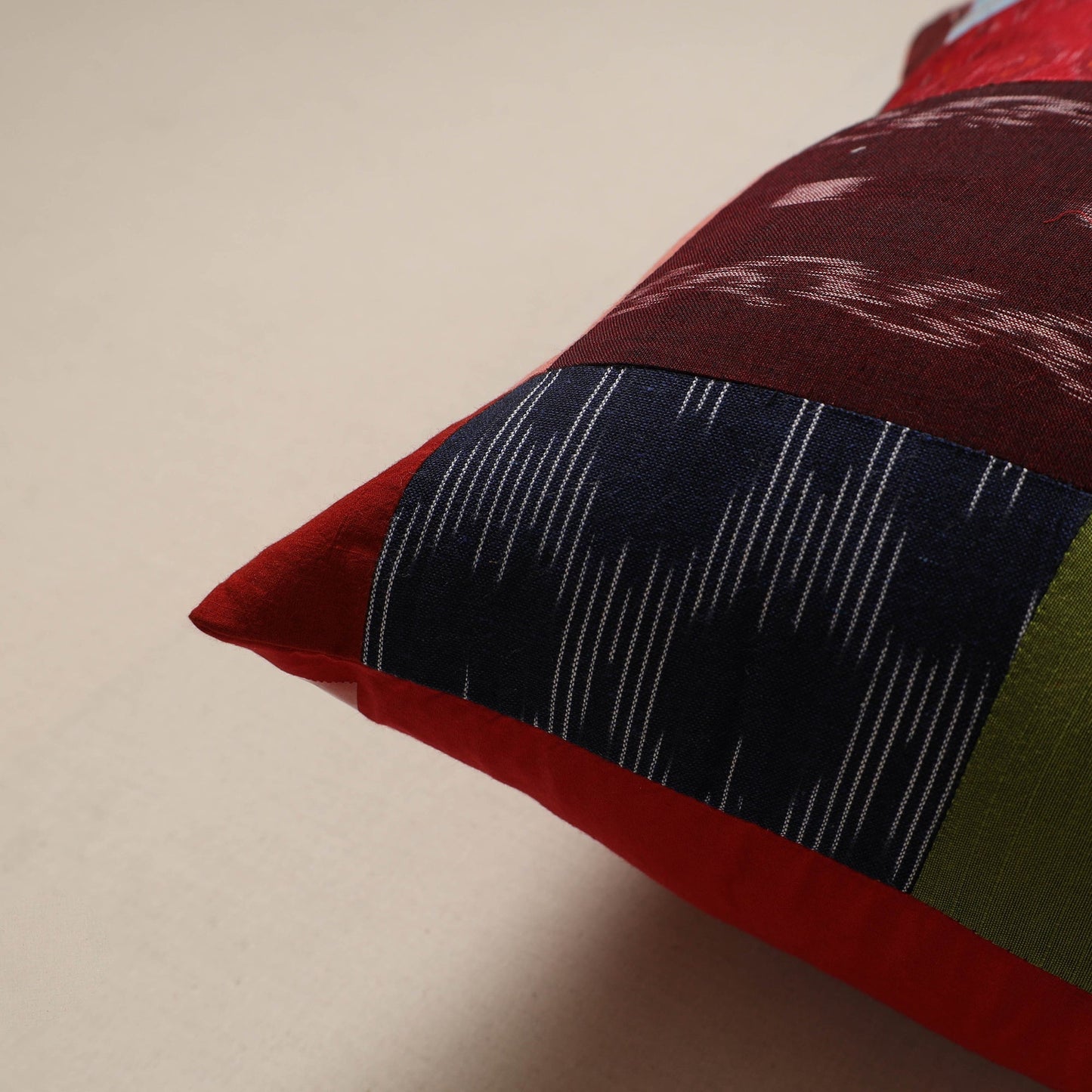 Handcrafted patchwork cushion cover 124