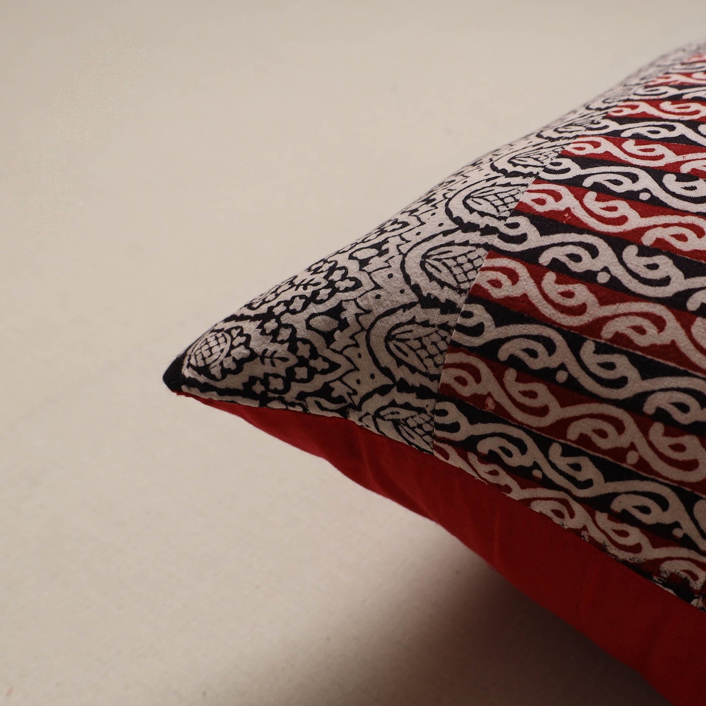 Handcrafted patchwork cushion cover 86