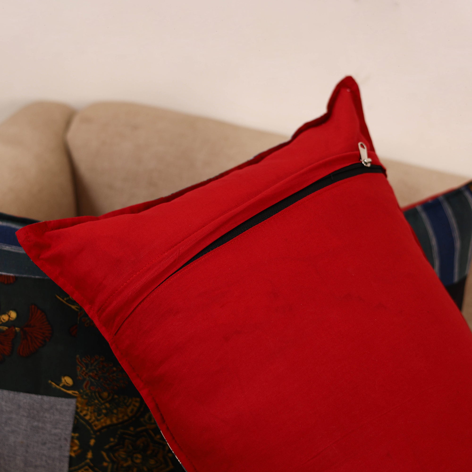 Handcrafted patchwork pillow covers (set of 2) 06