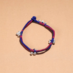  Handcrafted Patwa Thread & Ghungroo Work Anklet Online at iTokri.com